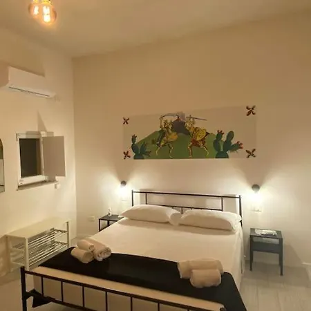 Centro Elegante E Moderno Con Parcheggio