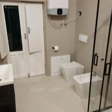 Centro Elegante E Moderno Con Parcheggio Apartman